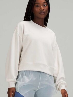 LIKE NEW Lululemon Softstreme Perfectly Oversized Crop Crew (White Opal) Size 12